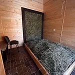 - відпочинковий комплекс у карпатах *