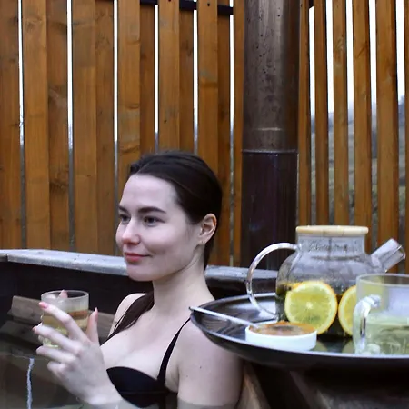 - відпочинковий комплекс у карпатах *