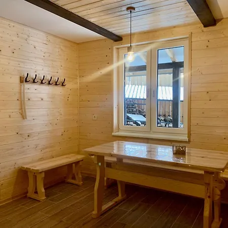 - відпочинковий комплекс у карпатах * Bilychi