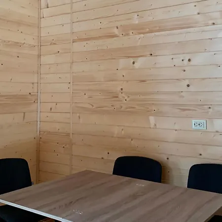 - відпочинковий комплекс у карпатах *