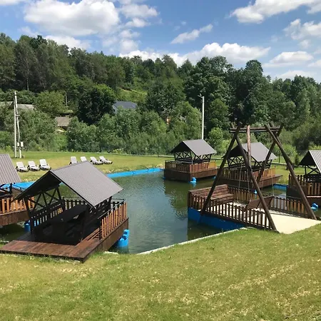 - відпочинковий комплекс у карпатах * Bilychi