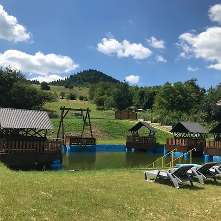 - відпочинковий комплекс у карпатах Bilychi