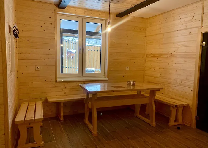 - відпочинковий комплекс у карпатах Feriehus Bilychi